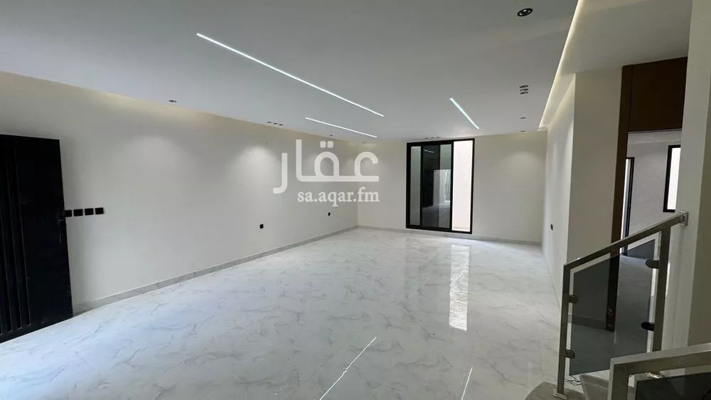 4 bedroom villa in Tuwaiq 8