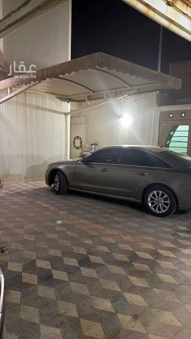 فيلا 5 غرف في السعادة 6