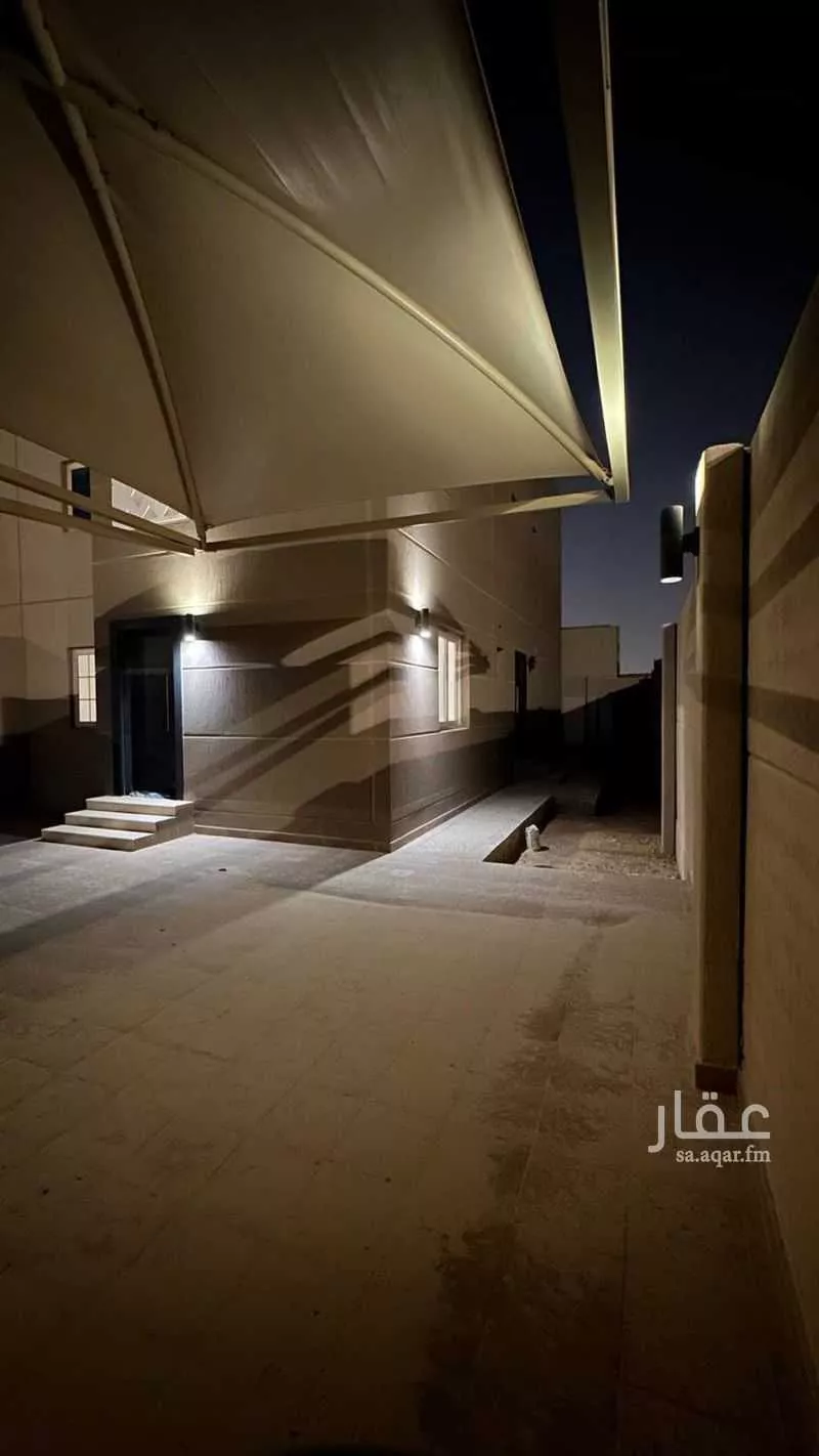 5 bedroom villa in Riyadh 14