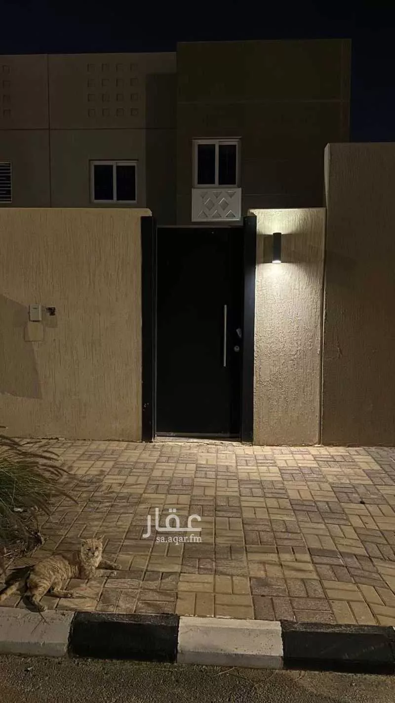 5 bedroom villa in Riyadh 10