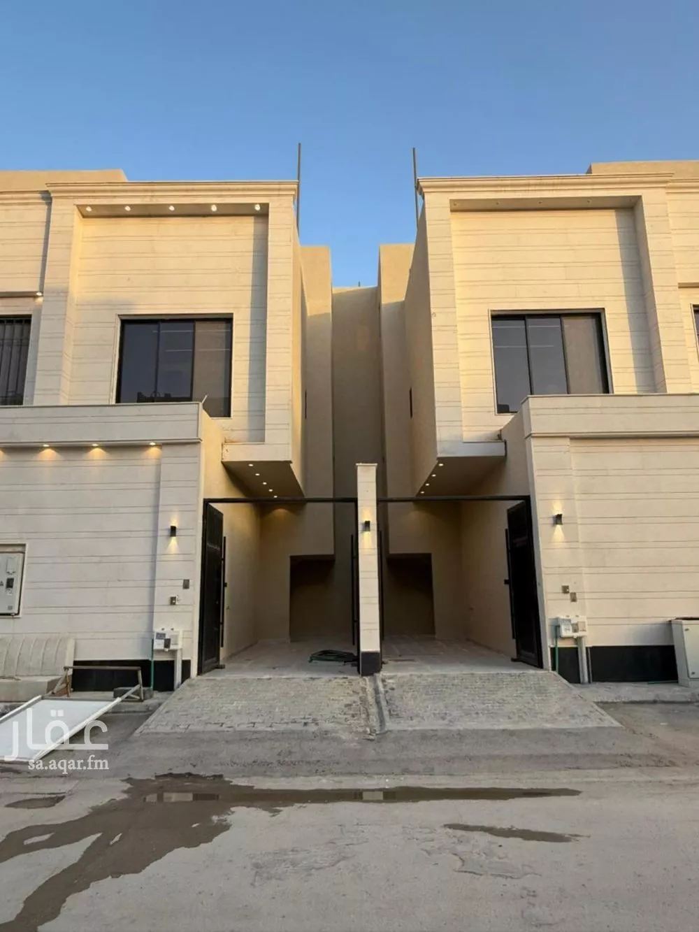 4 bedroom villa in Al Janadriyah 3