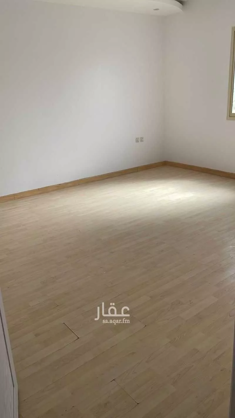 شقة 4 غرف في الملقا 7