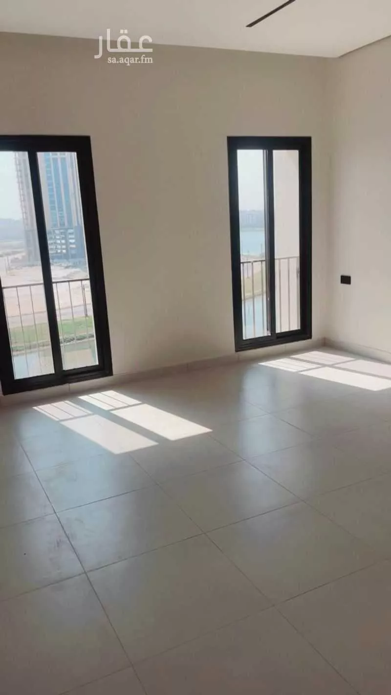 3 bedroom apartment in Al Hamra 4