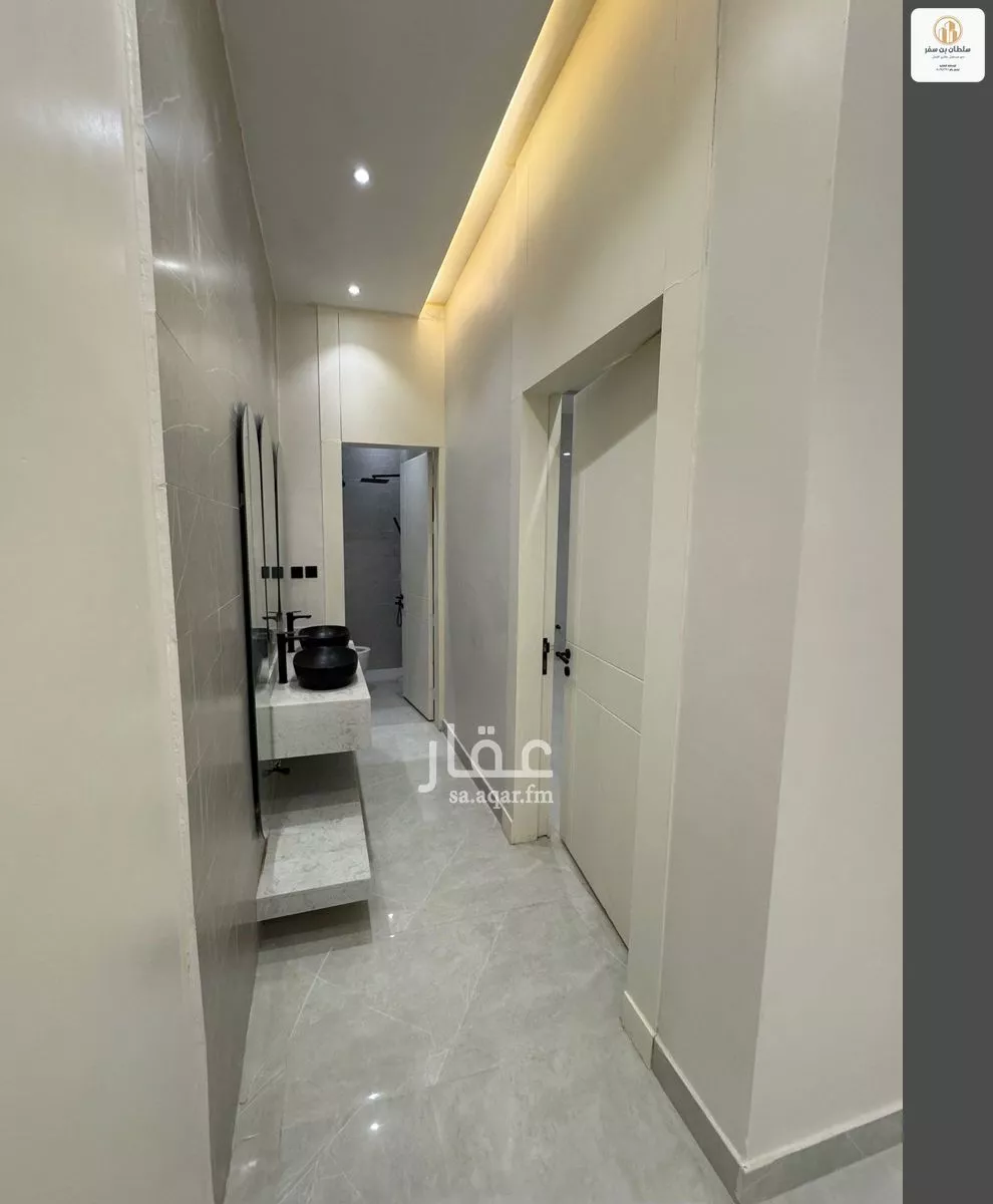 10 bedroom villa in Al Janadriyah 2
