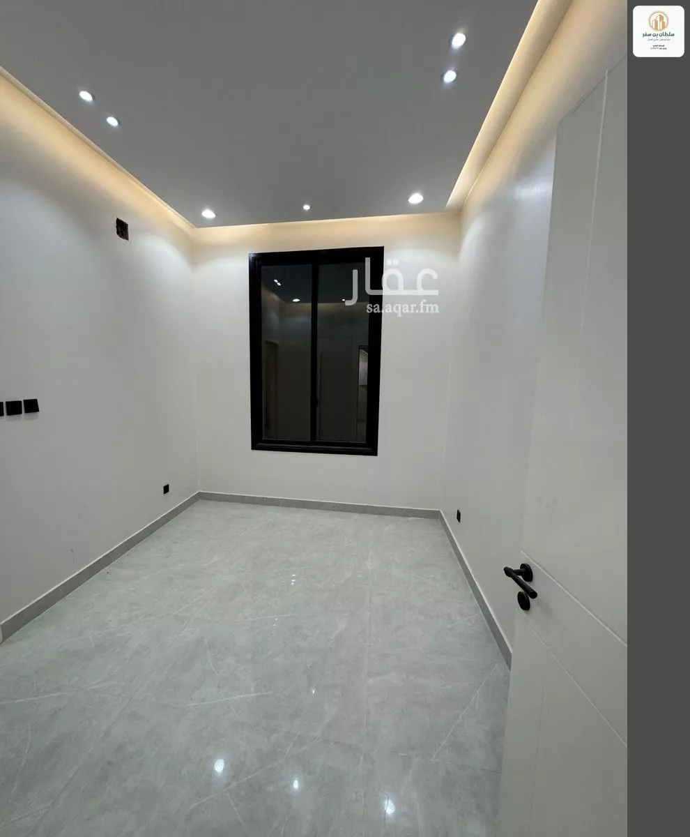 10 bedroom villa in Al Janadriyah 5