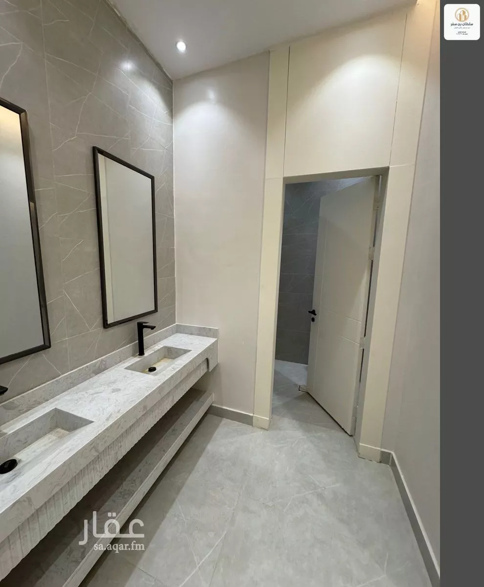 10 bedroom villa in Al Janadriyah 7