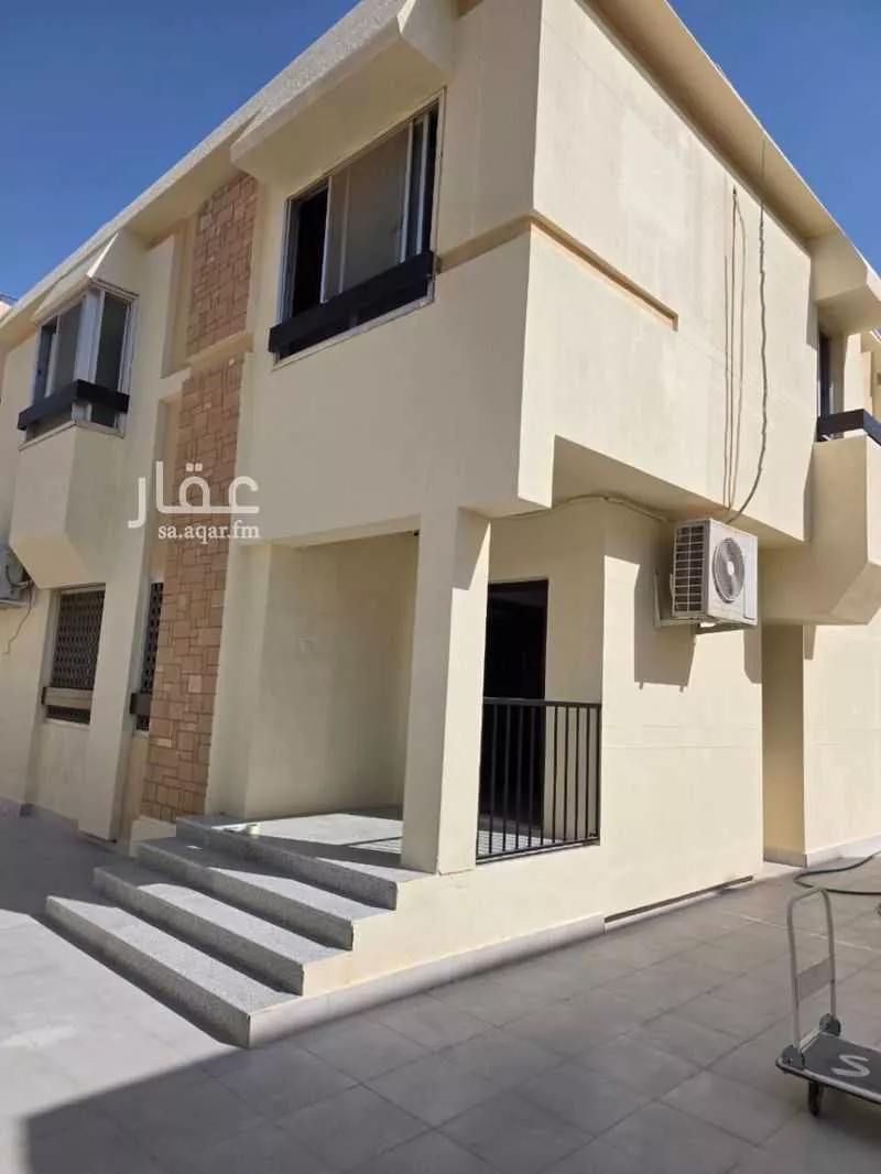 3 bedroom villa in Al Wurud 10