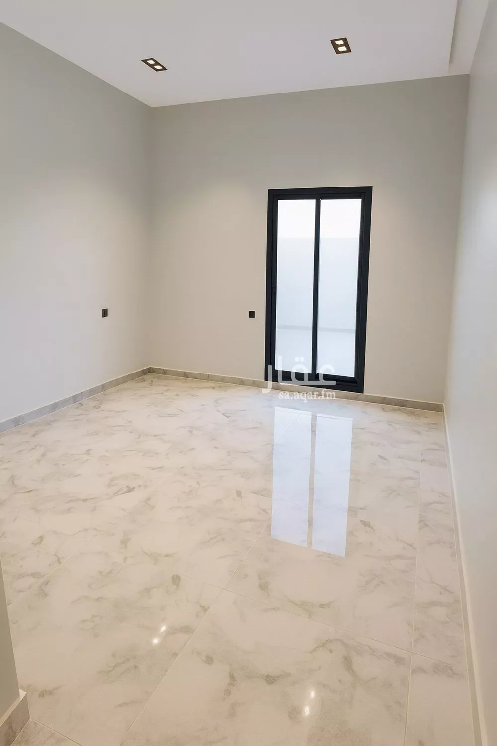 4 bedroom villa in Al Janadriyah 5