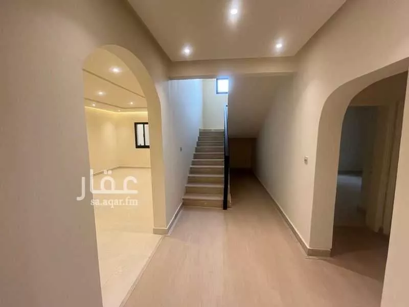 فيلا 5 غرف في المؤتمرات 15