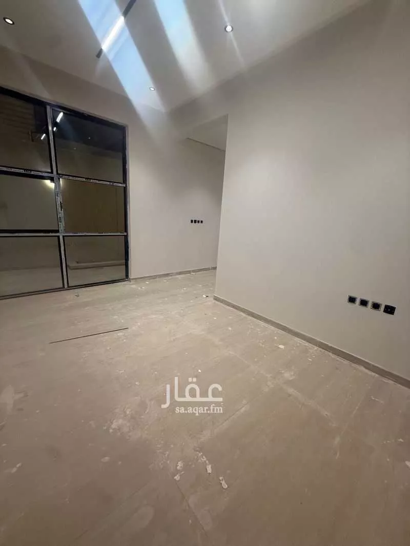5 bedroom villa in Al Hamra 9