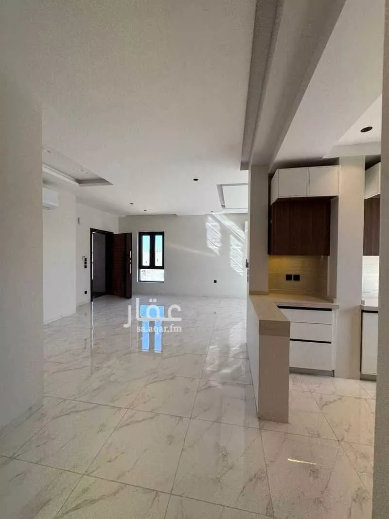 8 bedroom apartment in Al Asalah 3