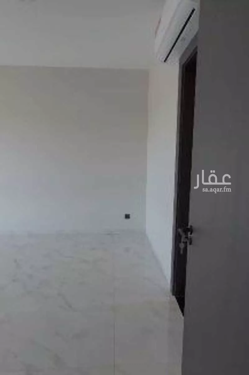 8 bedroom apartment in Al Asalah 6
