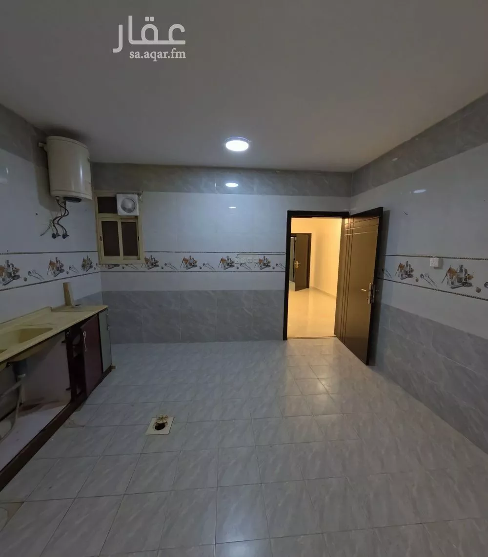 3 bedroom floor in Ad Dar Al Baida 4