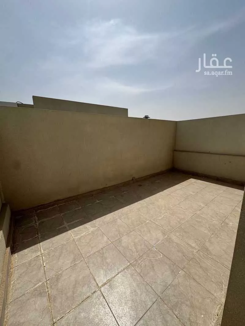 4 bedroom duplex in Al Rimal 6