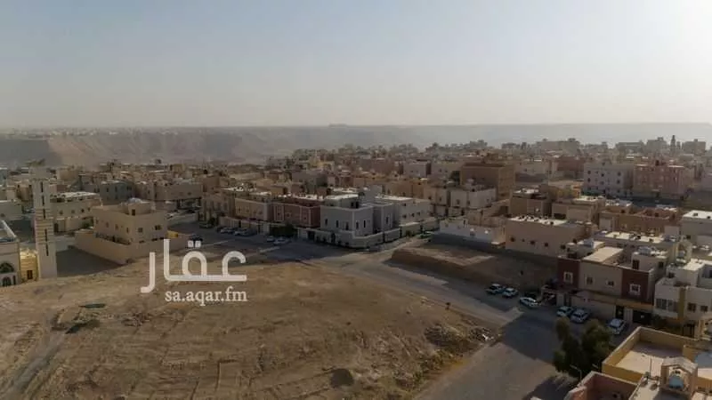فيلا 10 غرف في ظهرة لبن 24