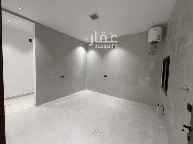 فيلا 5 غرف في الجنادرية 8