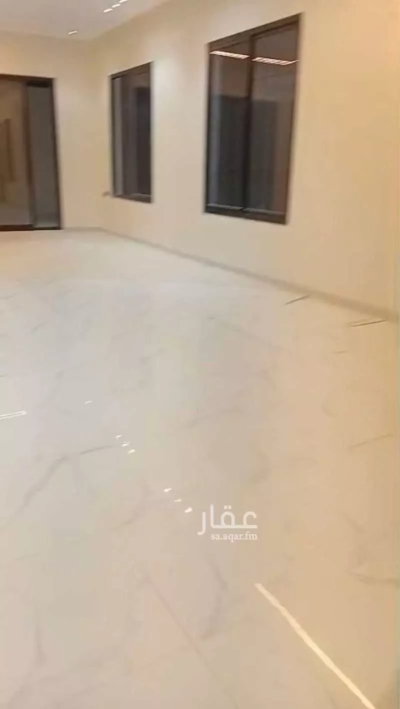 فيلا 5 غرف في الجنادرية 8