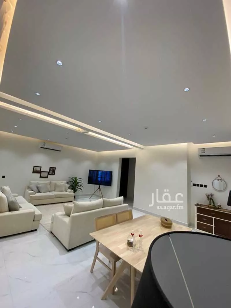 شقة 3 غرف في السعادة 10