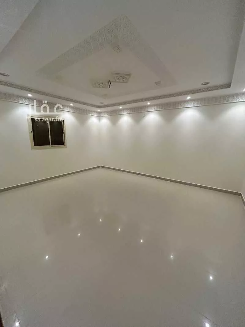 2 bedroom floor in Dhahrat Laban 2