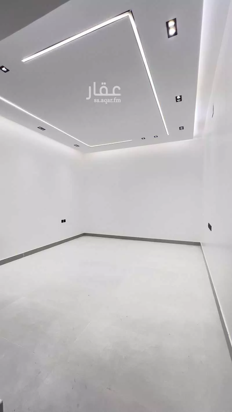 4 bedroom apartment in Dhahrat Laban 5