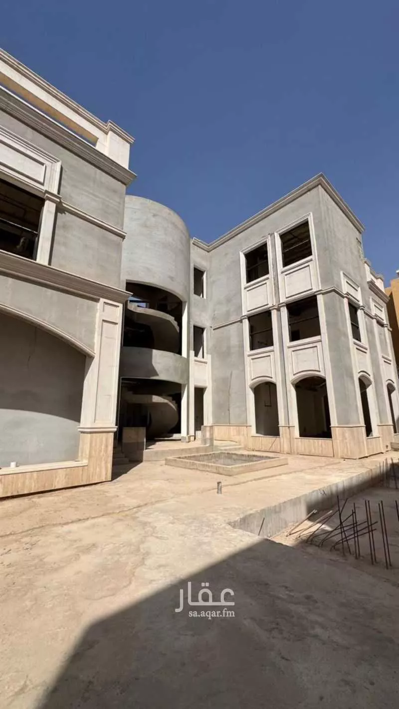 6 bedroom villa in Al Munsiyah 2