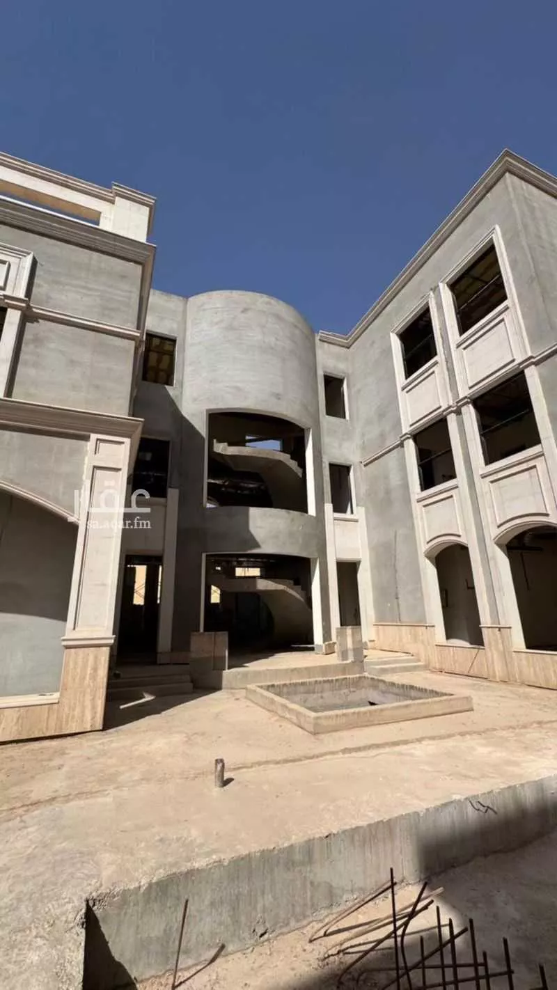 6 bedroom villa in Al Munsiyah 4