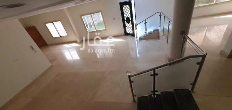 5 bedroom villa in Al Yasmin 11