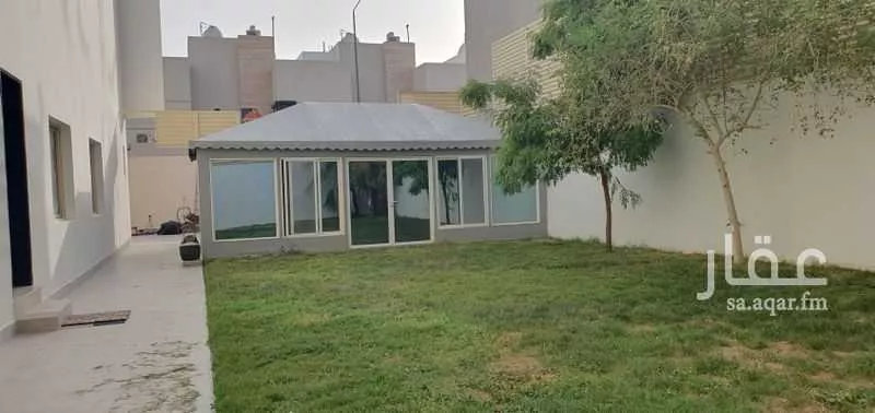 5 bedroom villa in Al Yasmin 7