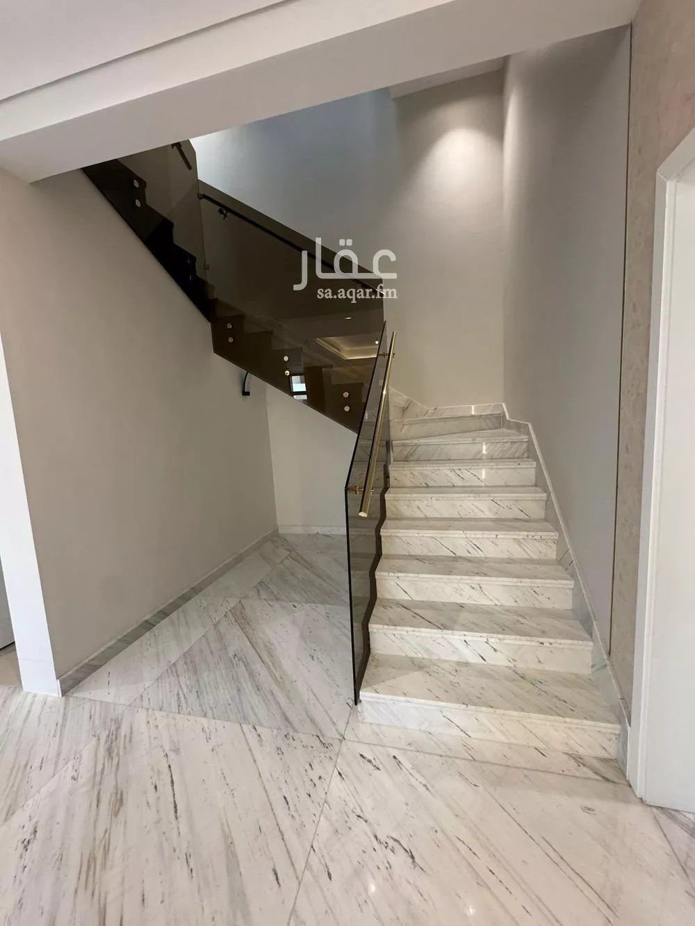 فيلا 4 غرف في سدرة 9