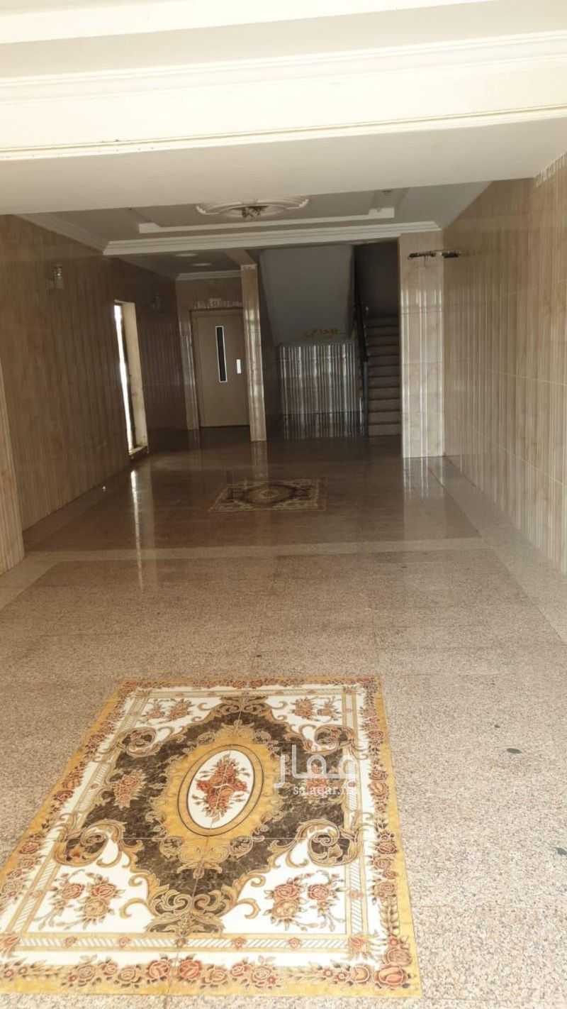 عقار 35 غرف في الواحة، جدة 7