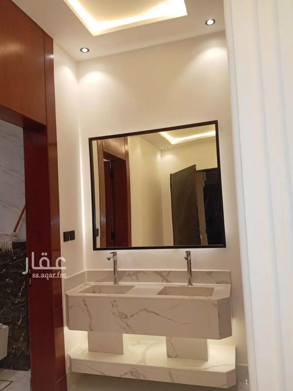 5 bedroom villa in Al Rimal 7