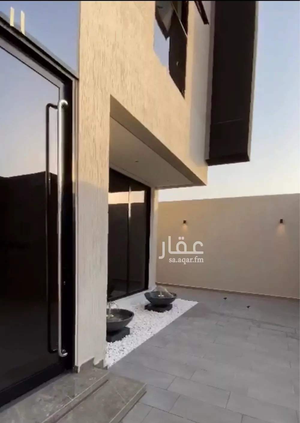 فيلا 5 غرف في العارض 2