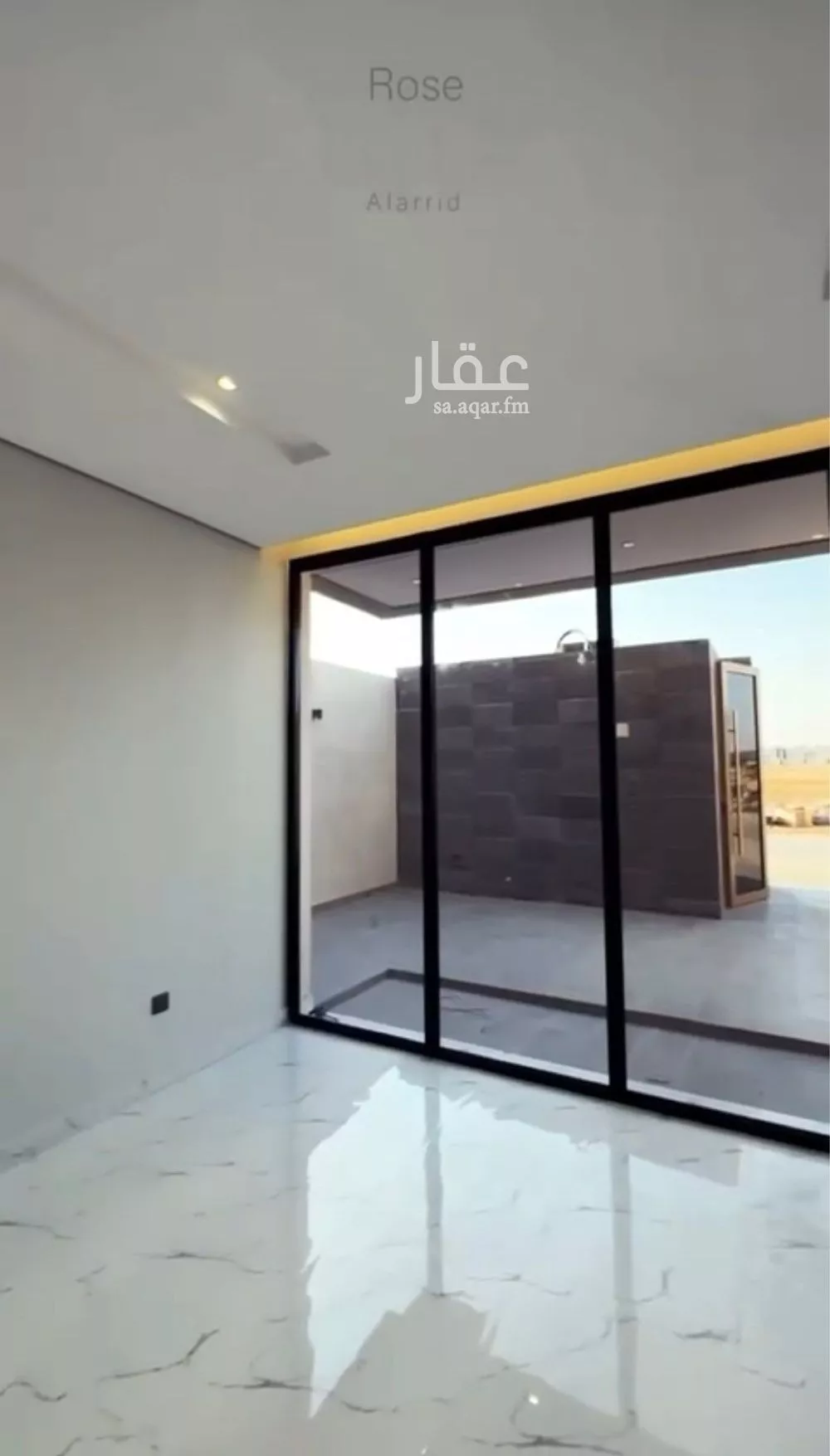 فيلا 5 غرف في العارض 7