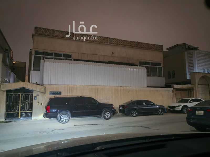 35 bedroom building in Al Rabwa, Riyadh 2