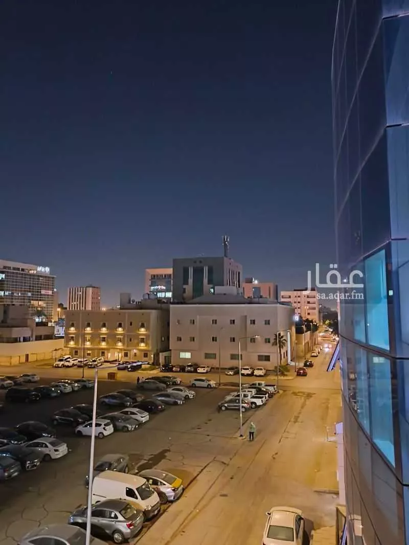 مكتب 1866 م² في الملز 14
