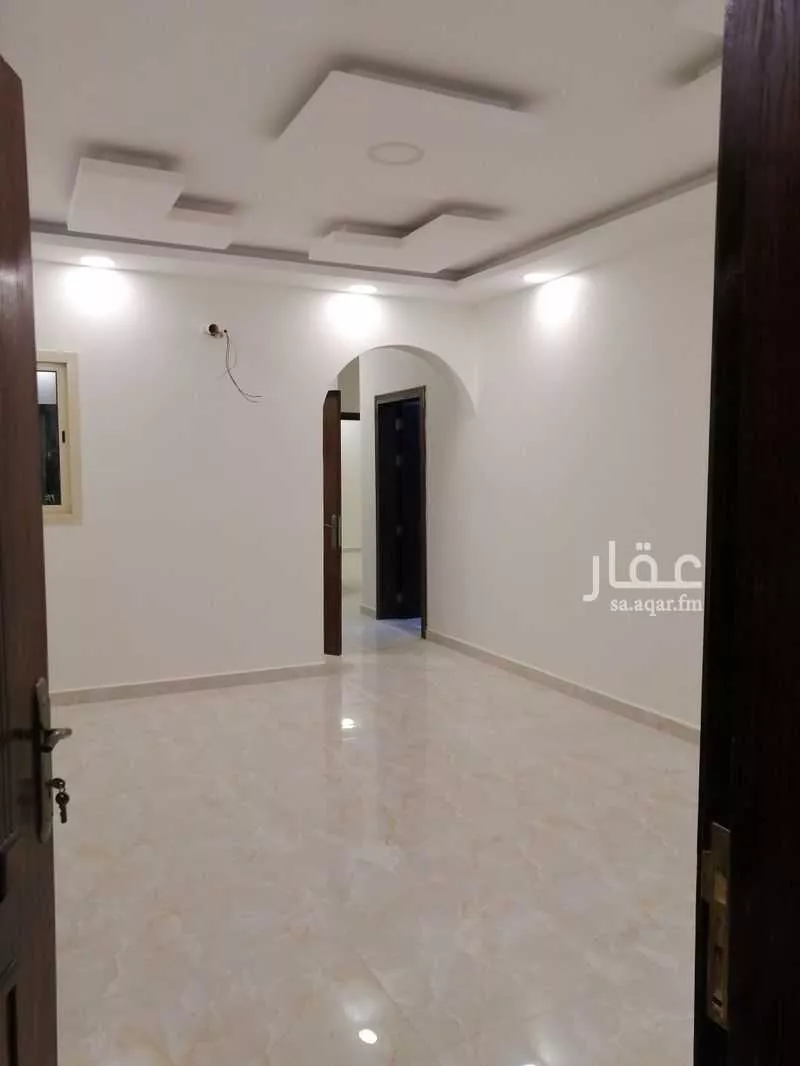 عمارة 500 م² في ضاحية الملك فهد 3