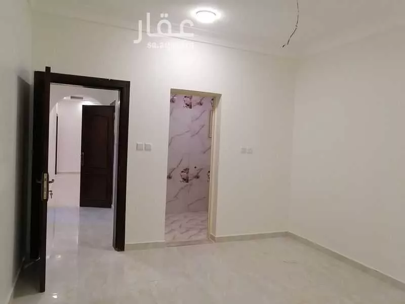 عمارة 500 م² في ضاحية الملك فهد 5