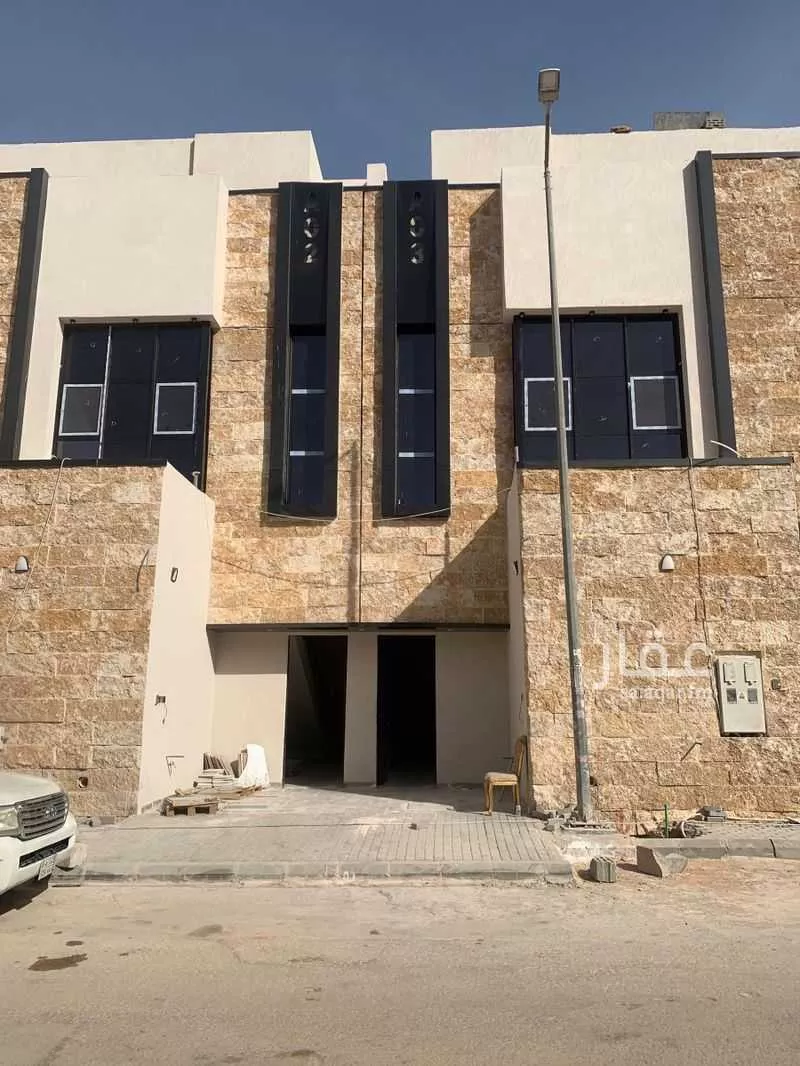 7 bedroom villa in Al Khaleej 6