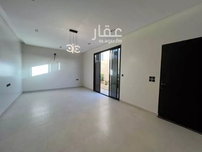 فيلا 5 غرف في الرمال 4