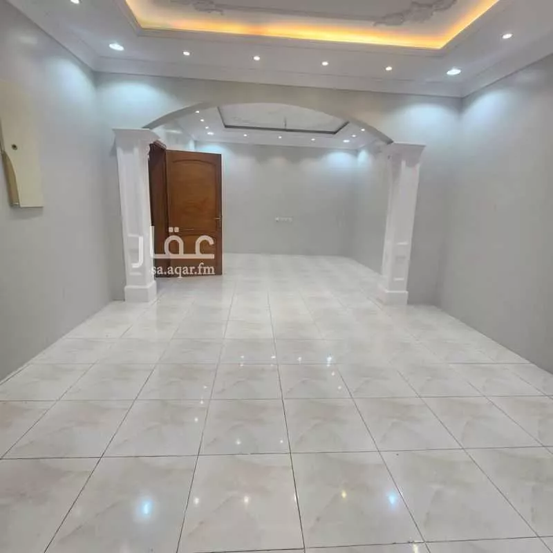 شقة 4 غرف في الصالحية 8