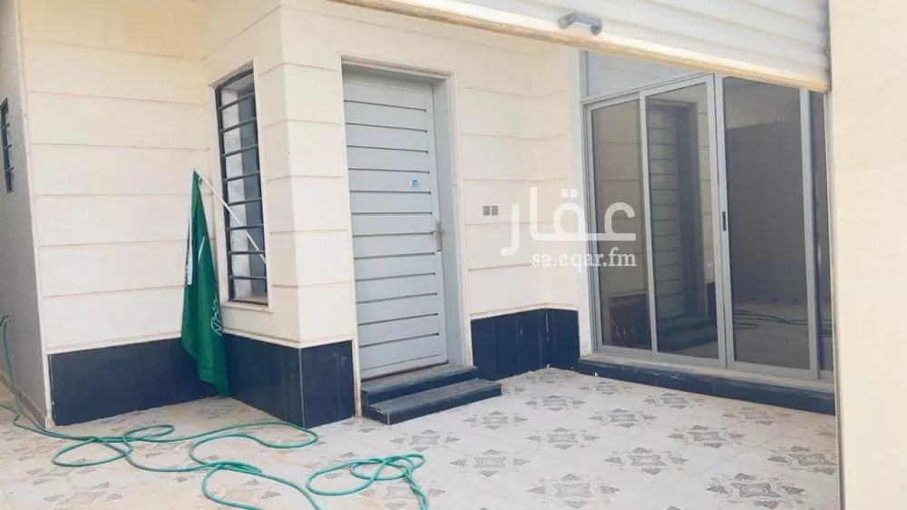 9 bedroom apartment in Al Rimal 16