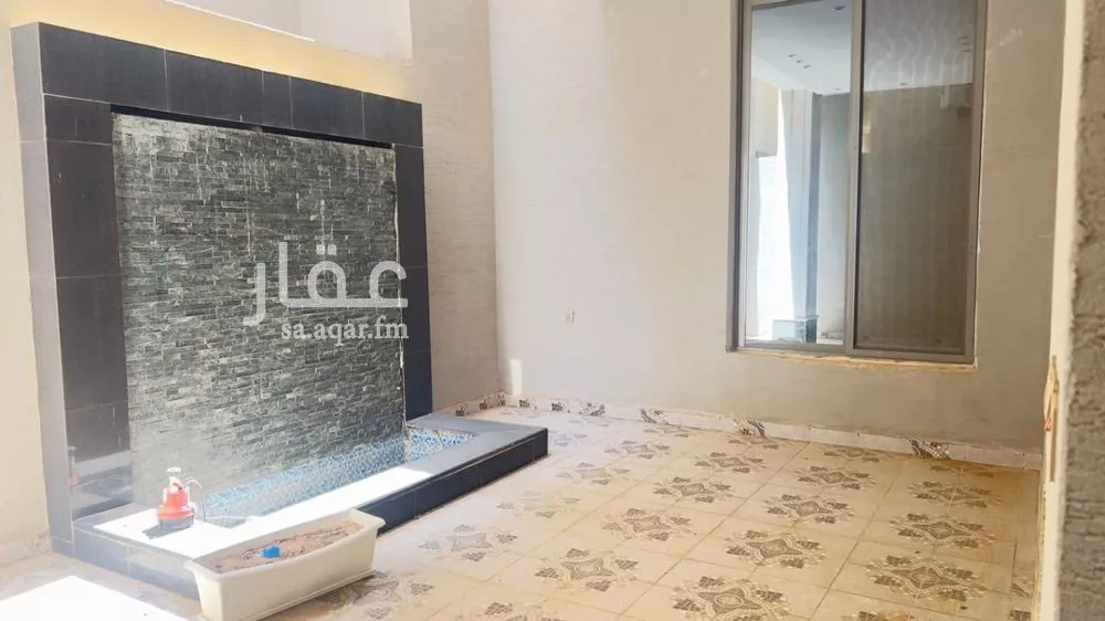 9 bedroom apartment in Al Rimal 6