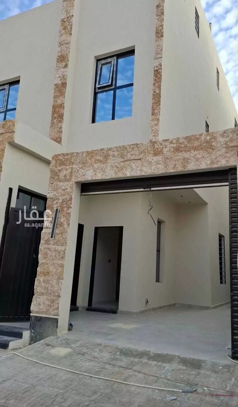 5 bedroom apartment in Badr 3