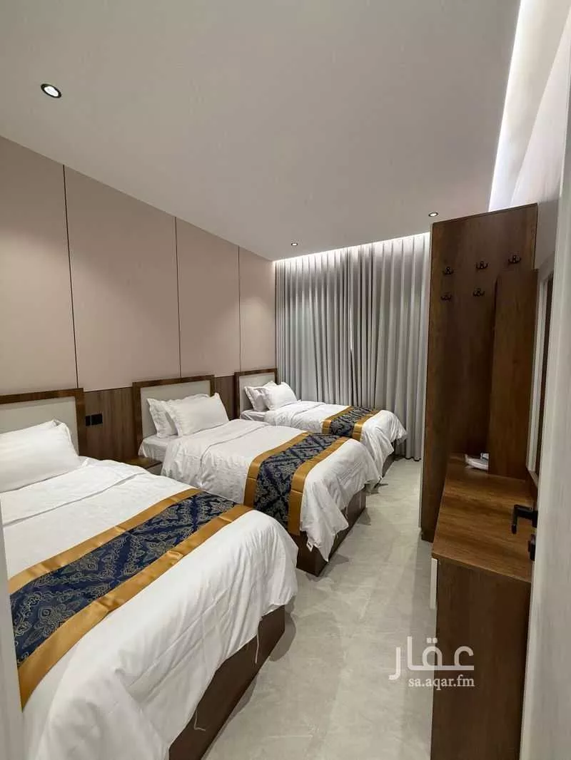 4 bedroom floor in Dhahrat Namar 6