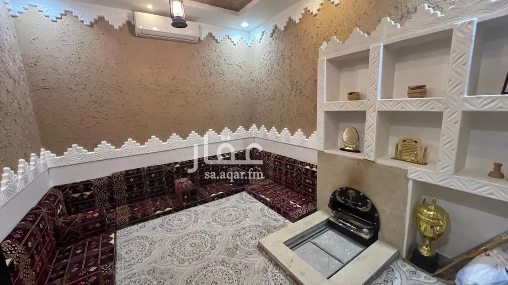 فيلا 6 غرف في العارض 4