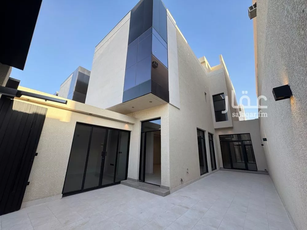 5 bedroom villa in Al Narjis 2