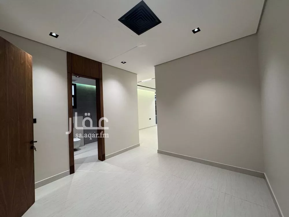 5 bedroom villa in Al Narjis 16