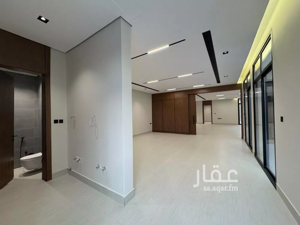 5 bedroom villa in Al Narjis 4