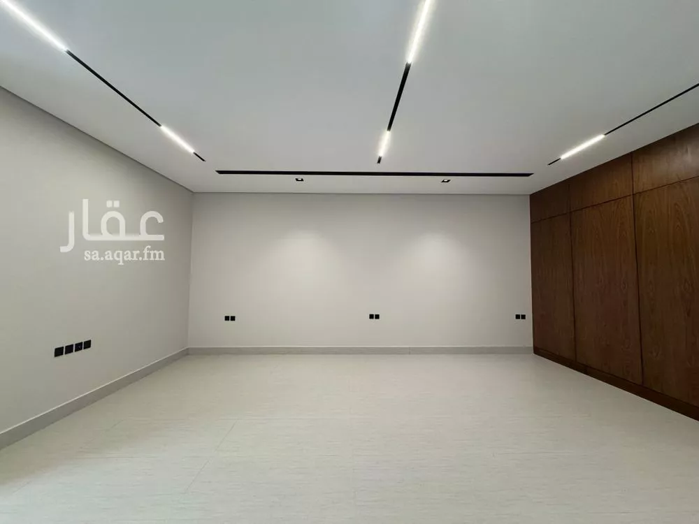 5 bedroom villa in Al Narjis 5