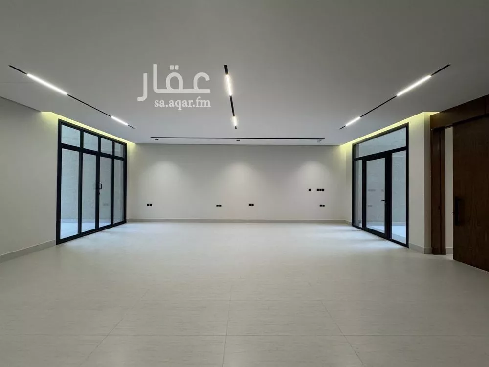 5 bedroom villa in Al Narjis 7